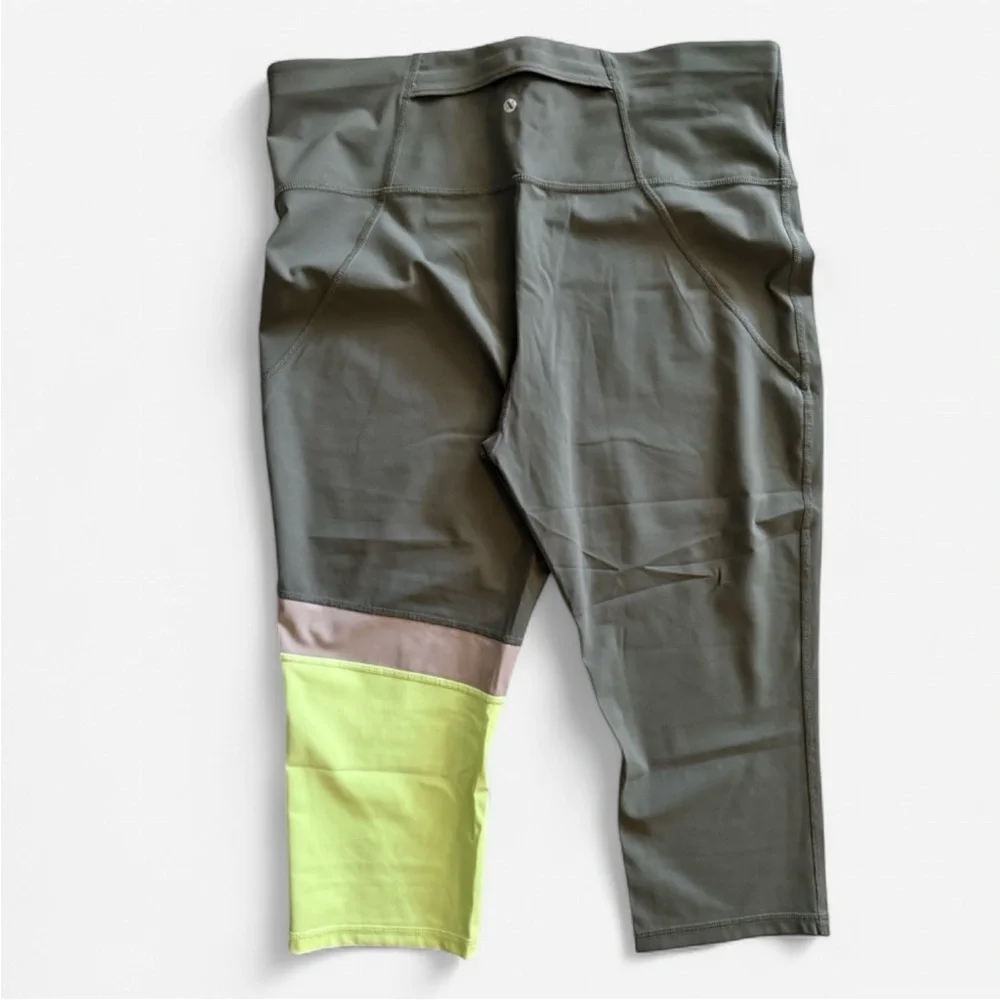 Xersion Women’s Olive Green and Yellow High Waist Capri Leggings Size XL NWOT